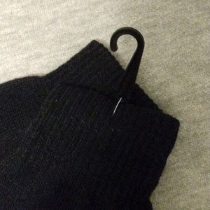 knitted winter gloves